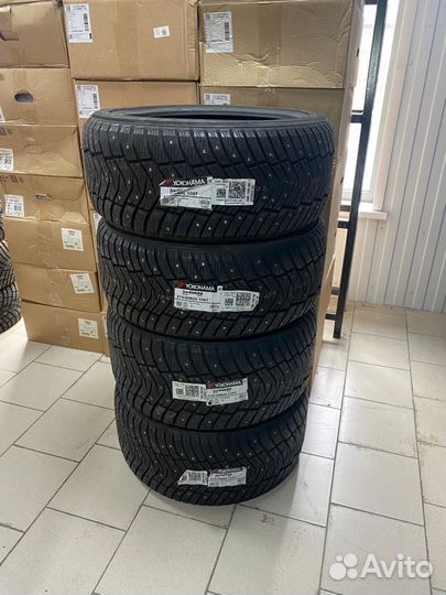 Yokohama Ice Guard IG65 275/40 R20 и 315/35 R20 110T