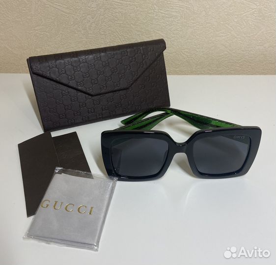 Солнцезащитные очки женские