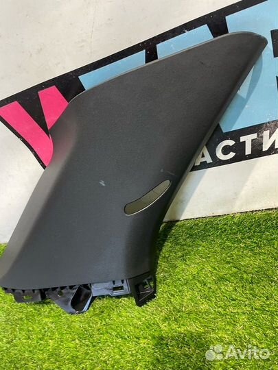 Обшивка стойки Ford Explorer 6 U625 2020