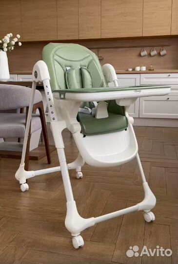Стульчик для кормления новый