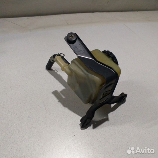 Бачок гидроусилителя гур Lexus RX300