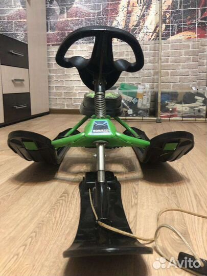 Детский снегокат бу