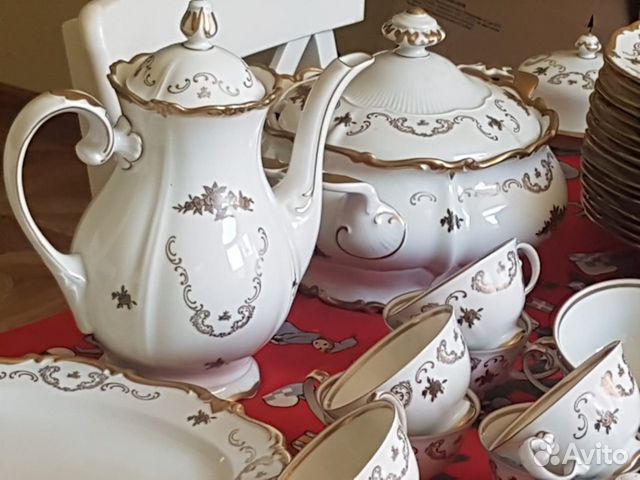 Чайно столовый сервиз на 12 персон