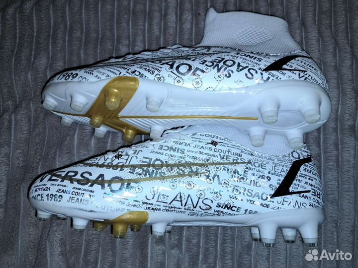 Футбольные бутсы 39 размер
