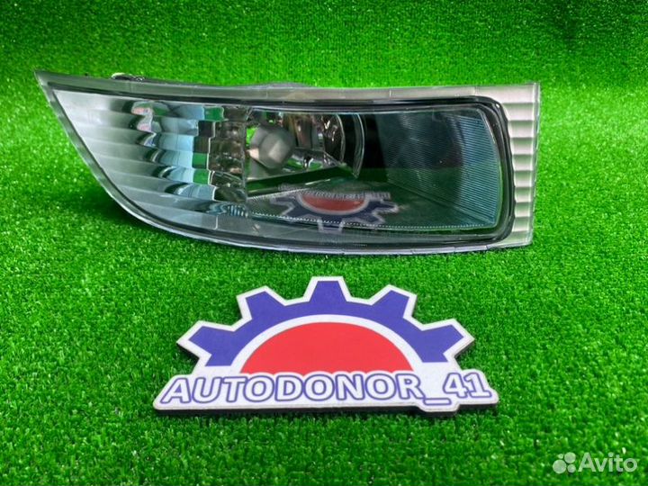 Фара противотуманная передняя правая Lexus Gx470
