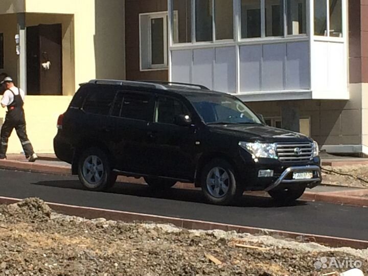 Продам кенгурин