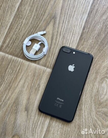 iPhone 8 plus 64gb