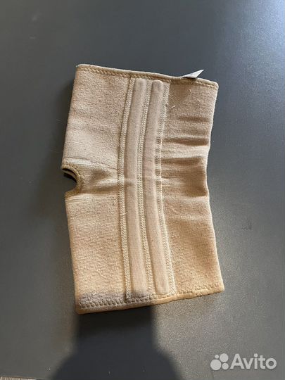 Бандаж на колено с ребрами жесткости