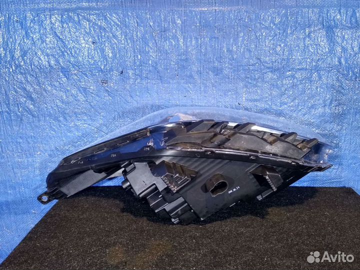 Фара правая Kia Cerato 4