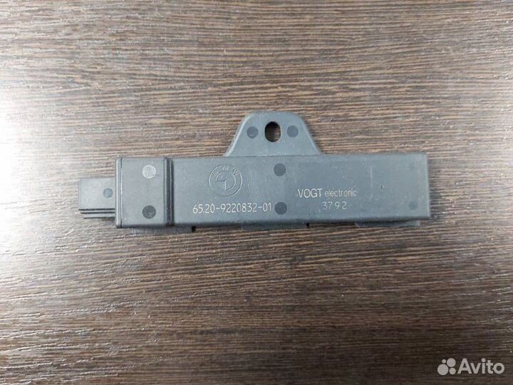 Антенна Bmw 650I E63 N62N 4.8 2007