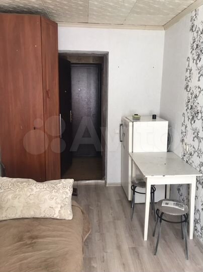 Комната 12 м² в 6-к., 1/4 эт.