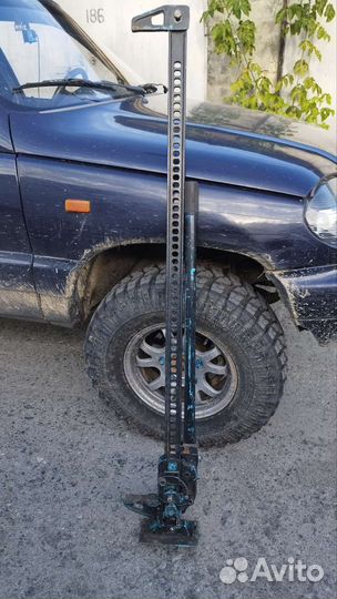 Домкрат реечный