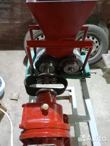 Зернодробилка