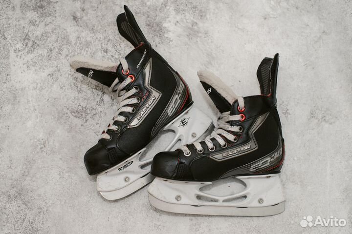 Коньки хоккейные р-р 1