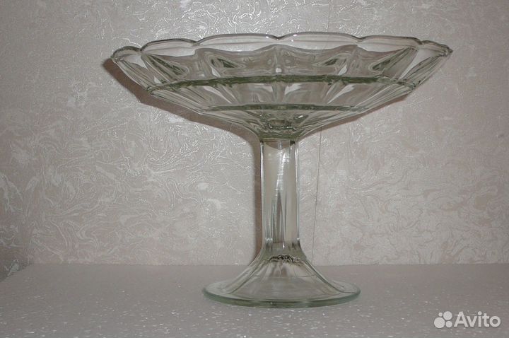 Ваза для фруктов. Стекло. Без трещин и сколов