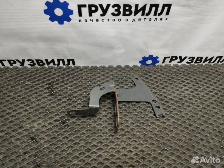 Кронштейн (крепление) Volvo FH4 21367171