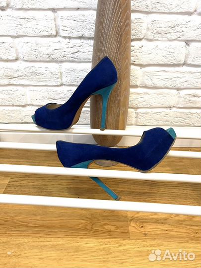 Женские туфли на каблуке замшевые Зара 39, 40