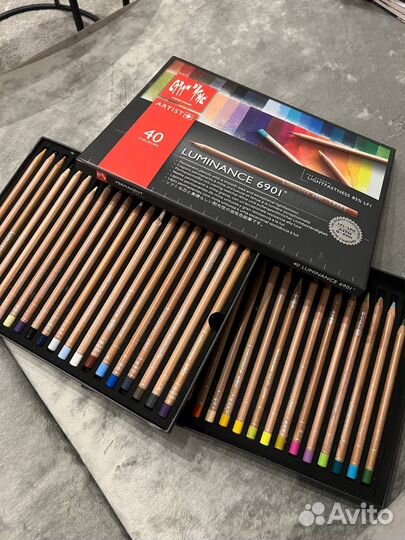 Набор цветных карандашей Caran d’Ache Luminance