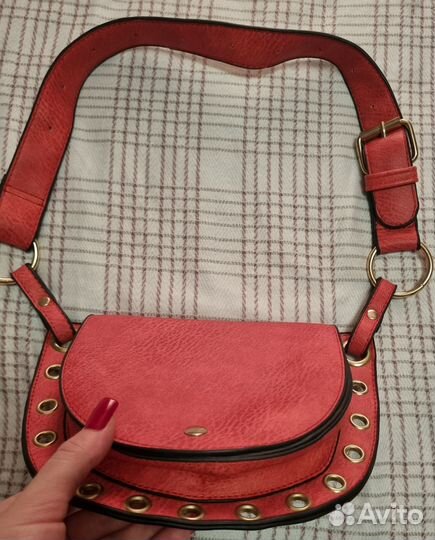 Сумка на пояс женская