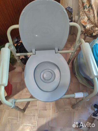 Стульчик для унитаза для больных