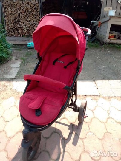 Прогулочная коляска