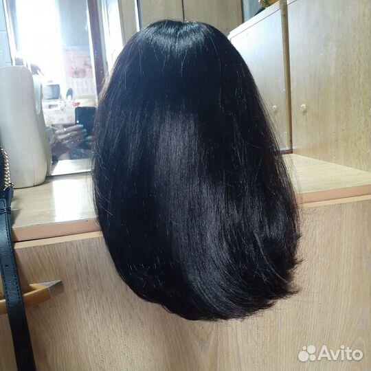 Красивый натуральный парик