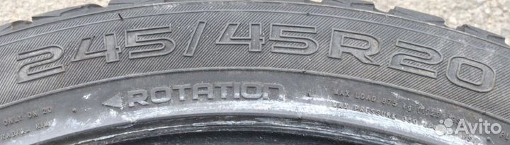 Nokian Tyres Hakkapeliitta 9 SUV 245/45 R20