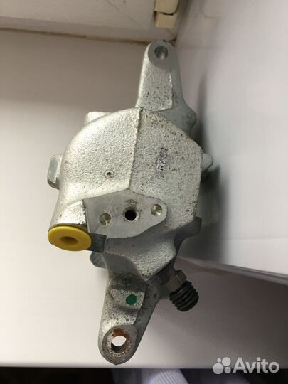 Суппорт тормозной audi, VW passat передний