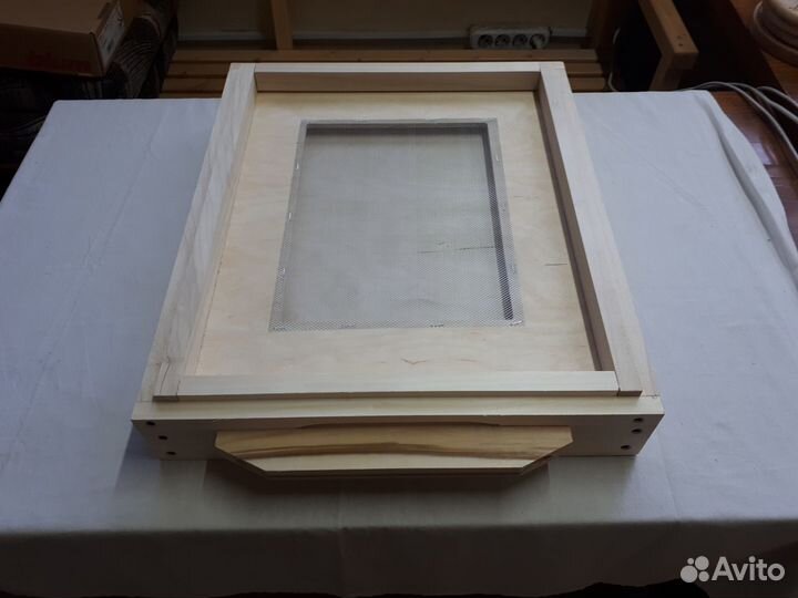 Дно пчелиного улья