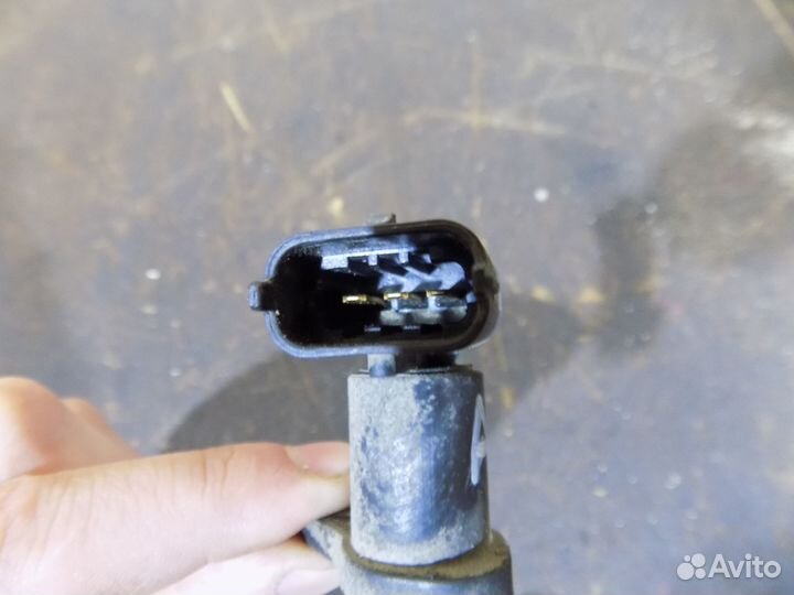 Датчик распредвала Opel Astra H GTC Z16XEP