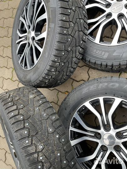 Колеса 215 60 R16 зимние Toyota Camry