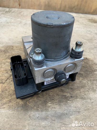 Блок ABS Audi A4 B7