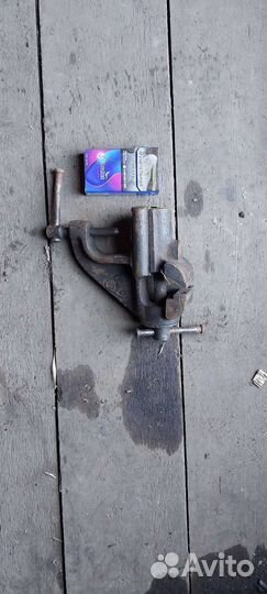 Тиски слесарные бу СССР