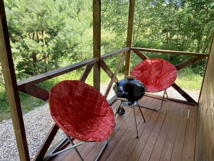 Дом 30 м² на участке 10 га