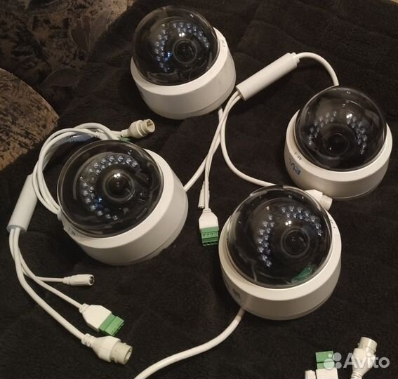 RVi-IPC31S (2.8-12) купольная видеокамера