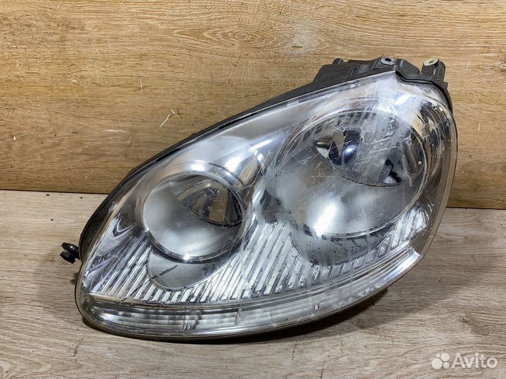 Фара передняя левая Volkswagen Golf 5 Арт 142638