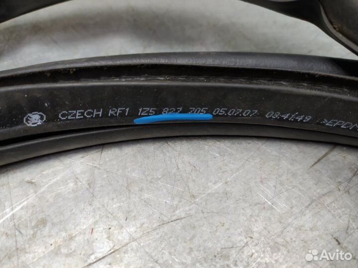 Уплотнитель багажника skoda Octavia (A5 1Z) 2004-2