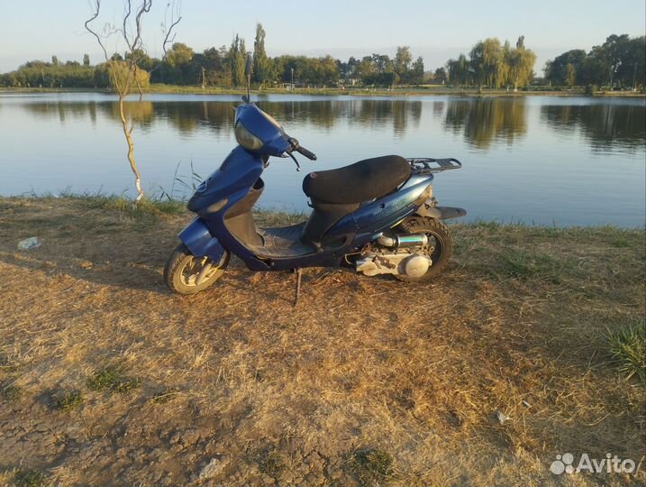 Продам скутер кастом 150сс