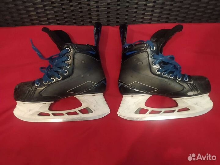 Хоккейные коньки bauer 2,5 и 4,5