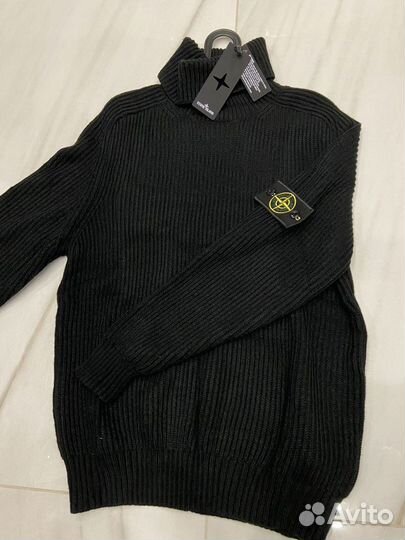 Вязаный свитер stone island черный