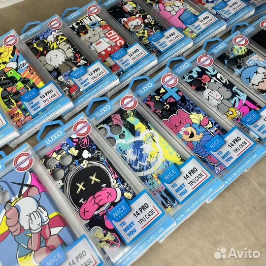 Светящийся чехол на iPhone 14 Pro силиконовый Luxo