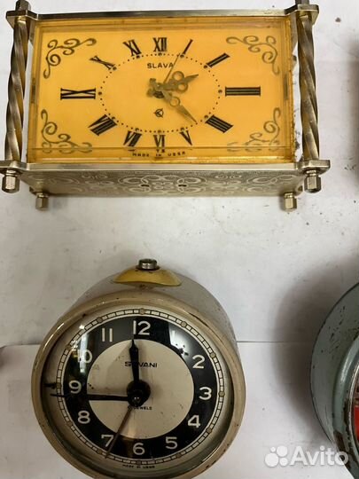 Часы будильники настольный
