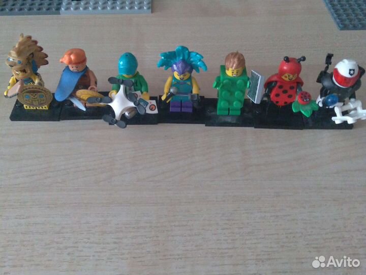 Lego minifigures разные серии