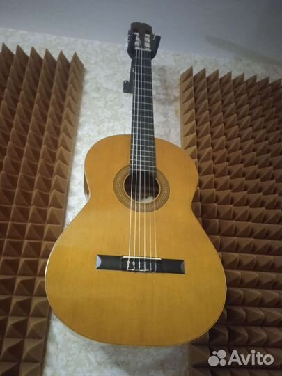 Испанская гитара Admira