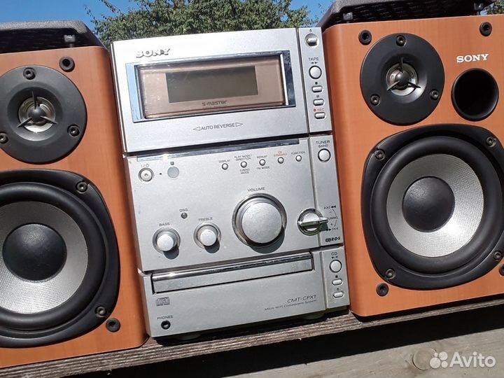 Музыкальный центр sony