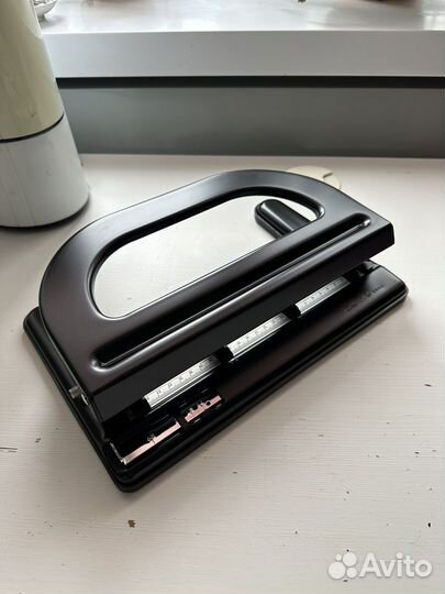 Дырокол KW-trio 9640