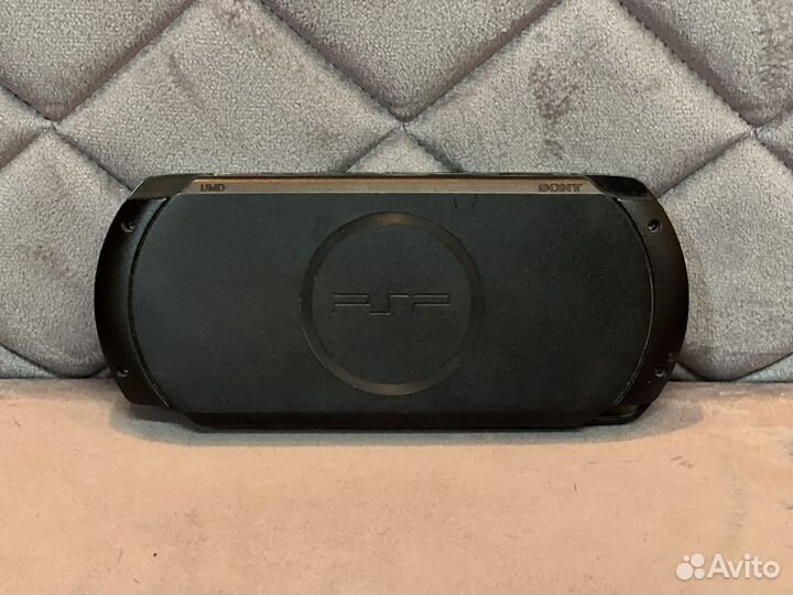 Sony PSP e1008 прошитая с играми