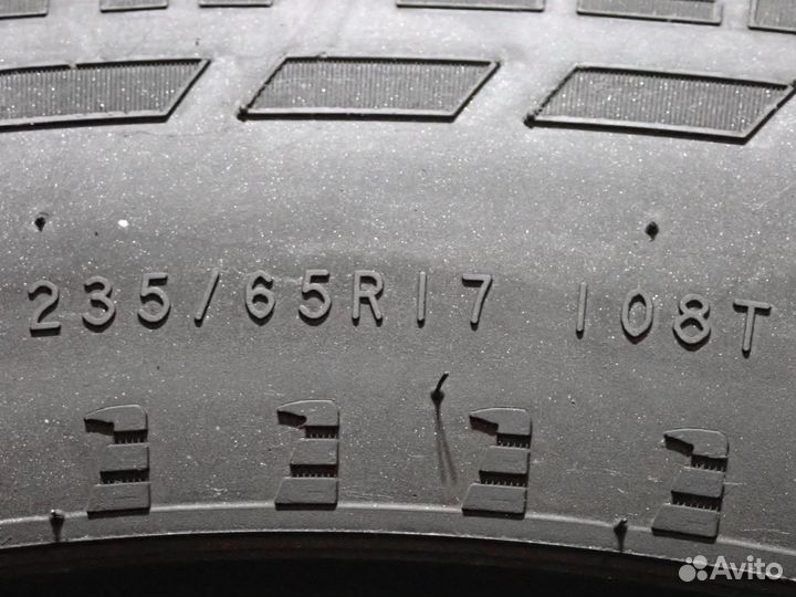 Nokian Tyres Hakkapeliitta 7 SUV 235/65 R17 108T