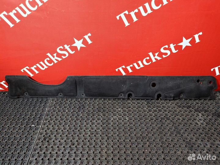 Шумоизоляция двигателя левая Renault T