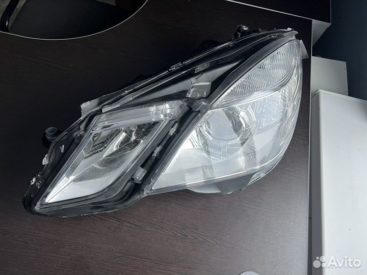 Фара левая w212 E-class галоген